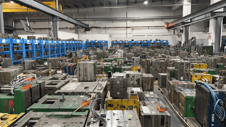 ZigBee Technology Facilitates Rapid Maintenance Management and Tooling Search in Mold Factories